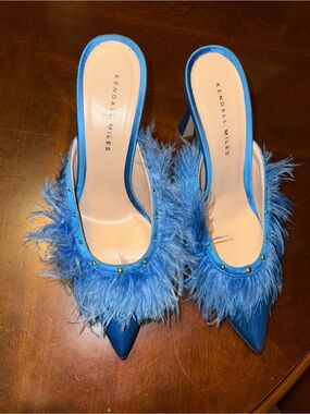 Blue Feather Pointed-Toe Mules